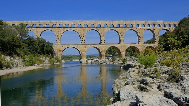 Famous Stone Buildings - Pont Du Gard, France